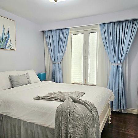 A Home Away トロント エクステリア 写真